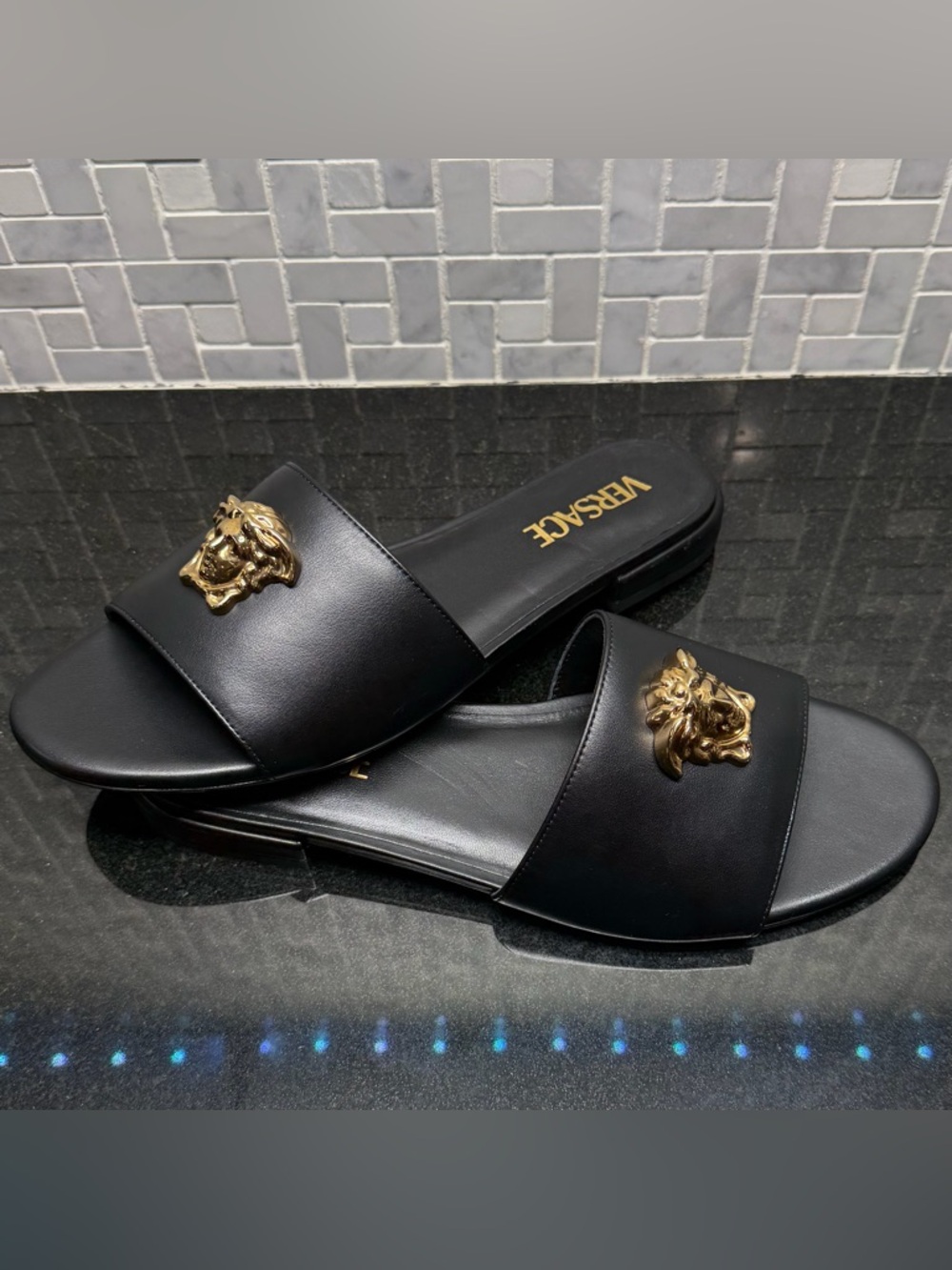 Versace Medusa Slide Sandals Black Leather Gold Logo Womens EU 38 US 8 New - Picture 2 of 13